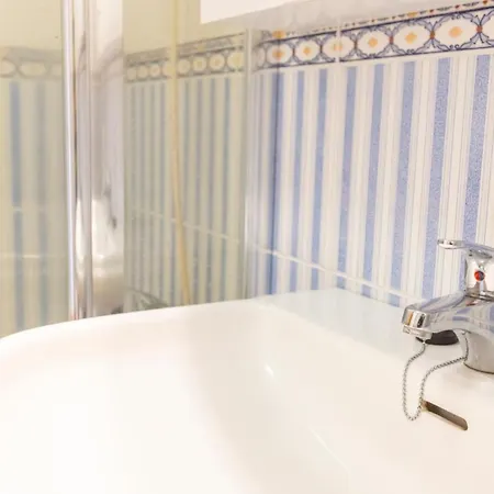 Apartagal-edificio Celtas