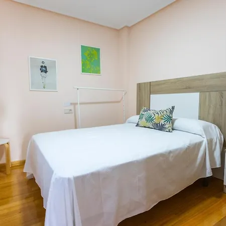 Apartagal-edificio Celtas アパート *