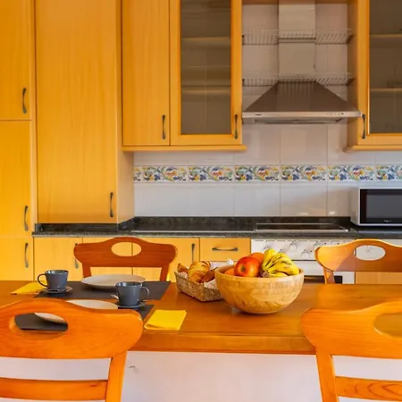 アパート Apartagal-edificio Celtas